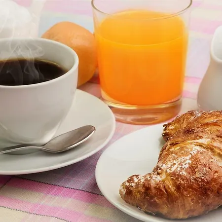 Saint Daniel Hotel *